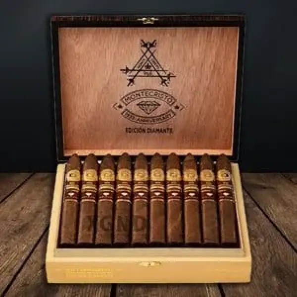 Dòng xì gà Montecristo 1935 Edición Diamante Phiên bản kỷ niệm sẽ ra mắt vào tháng 5