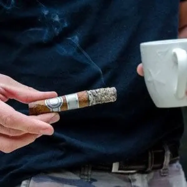 Kiến Thức Xì Gà - Cấu Trúc Bên Trong Một Điếu Xì Gà Cuốn Tay