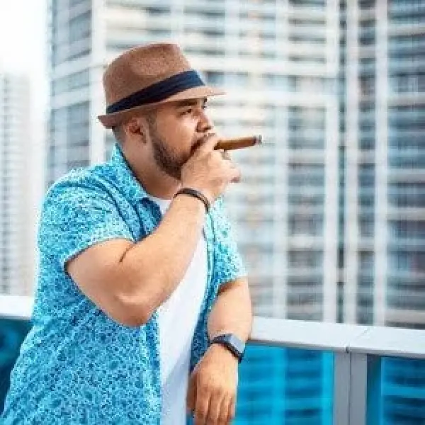 Cách Chọn Xì gà Ngon - Chọn Xì Gà Thông Minh Cho Người Mới Chơi