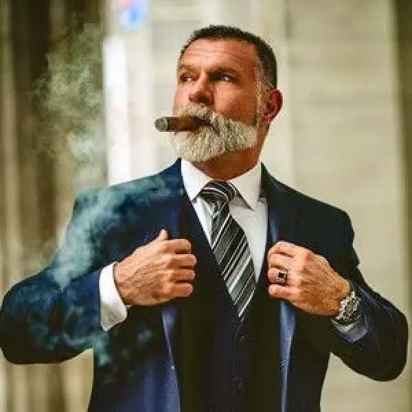 Xì Gà Giá Rẻ Ngon Hơn Xì Gà Đắt Tiền ? Hút Xì Gà Sao Cho Ngon