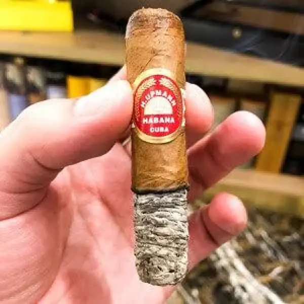 Xì Gà Cuba Rớt Ngôi Vua Xì Gà - Xì Gà Cuba Có Còn Là Ngon Nhất Không ?