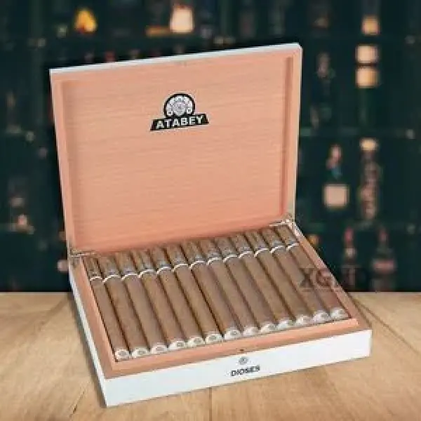 Dòng Xì Gà Atabey Dioses Được Selected Tobacco Ủ 10 Năm Tuổi