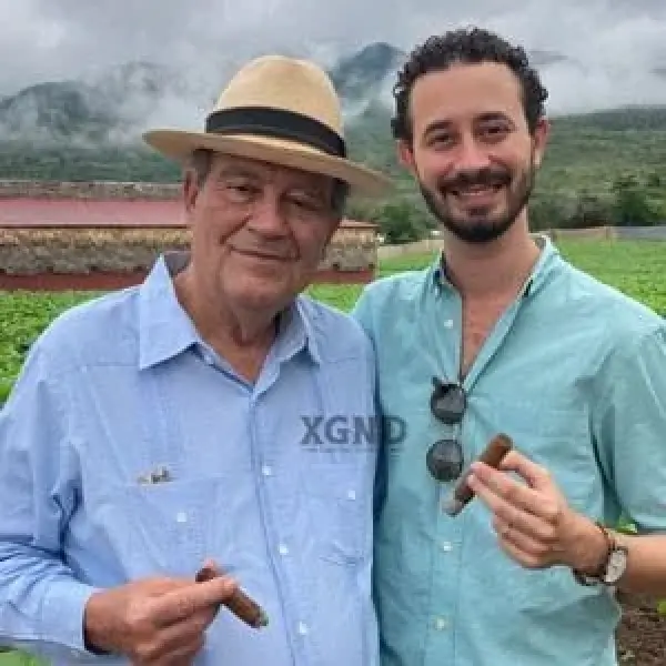 Kết Thúc Thời Đại Kelner Tại Davidoff