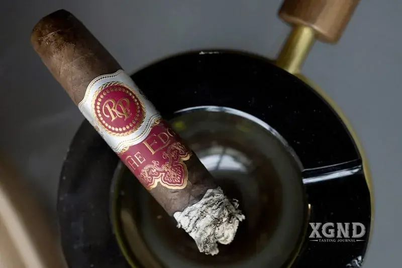xi gà chính hãng, shop xì gà hcm uy tín lounge cigar xi ga cao cap cuba