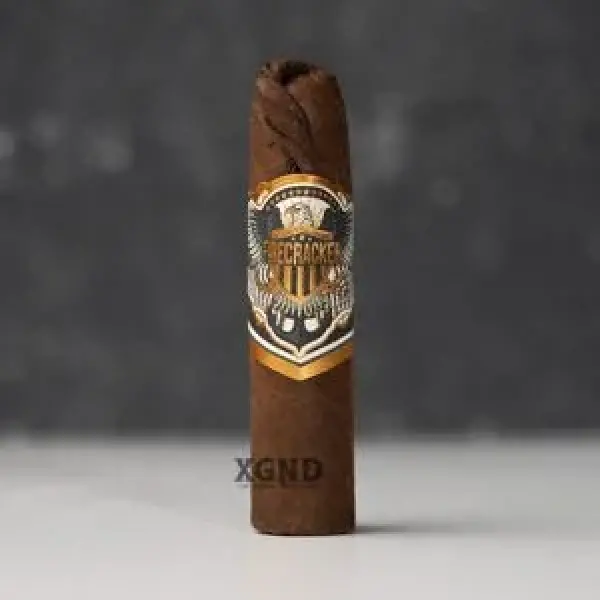 United Cigars Đang Bổ Sung Thêm Dòng Xì Gà Black Bomb Firecracker Cho Dịp Quốc Khánh