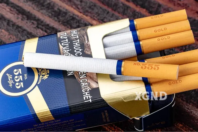 Thuốc Lá 555 Gold King Size