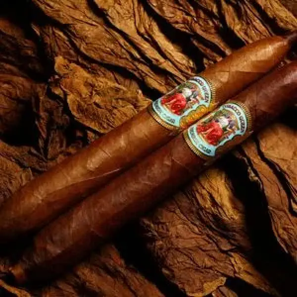 Giới thiệu thương hiệu xì gà Tobacco Queen chính hãng từ Cigar Ambassador