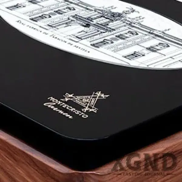 Hộp Humidor Montecristos Đặc Biệt Dành Riêng Cho Thị Trường Tây Ban Nha