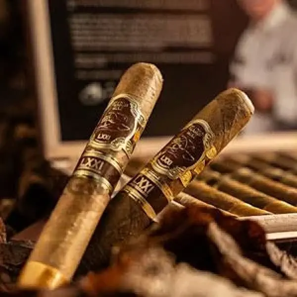 Giới Thiệu Cigar Eladio Diaz 71 Aniversario Nhận Dịp Kỷ Niệm 71 Năm Đặc Biệt