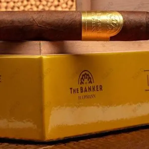 Xì Gà H Upmann Ingot Tái Xuất Với Vẻ Ngoài Xa Hoa